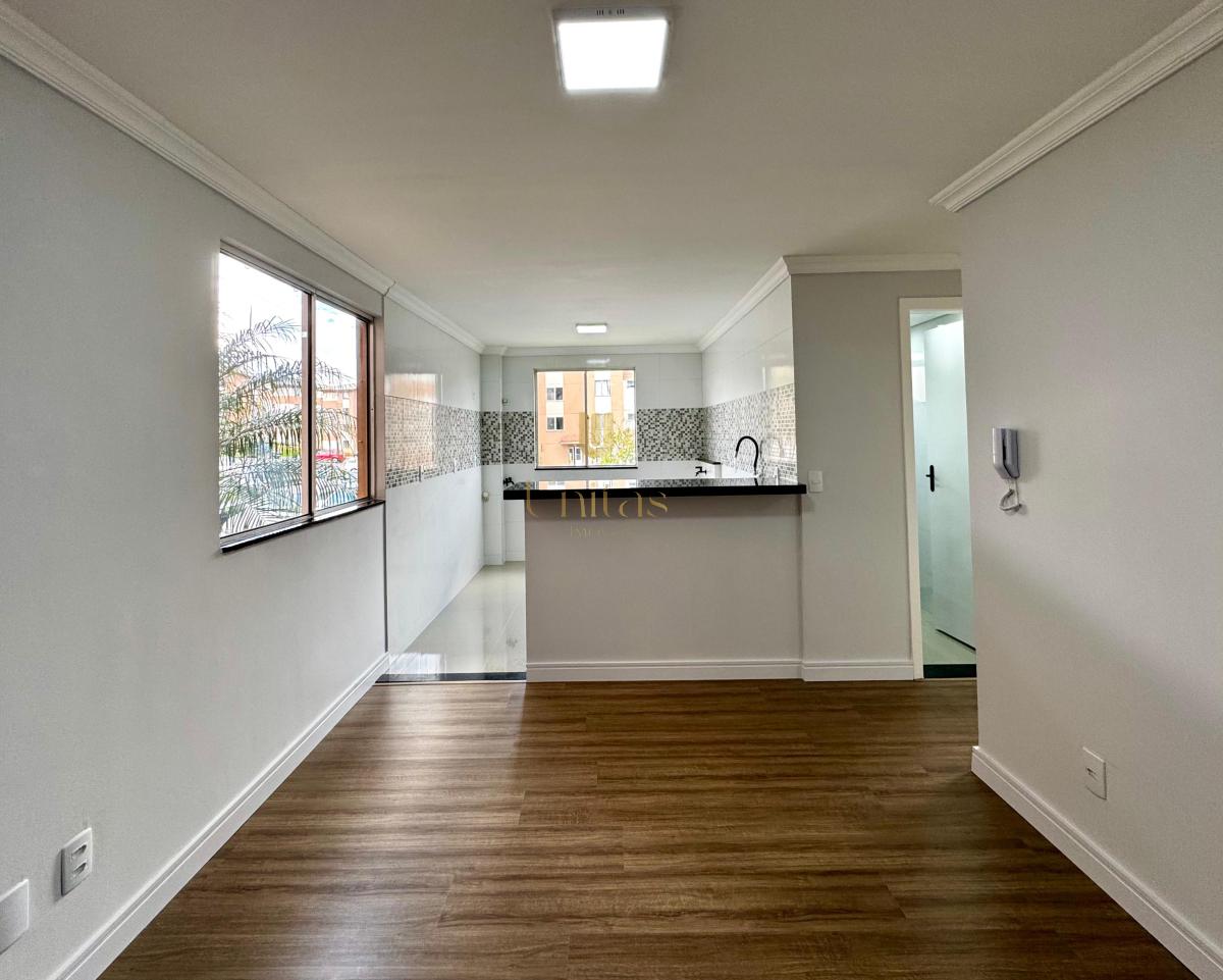 LINDO APARTAMENTO TÉRREO REFORMADO PRÓXIMO AO CENTRO